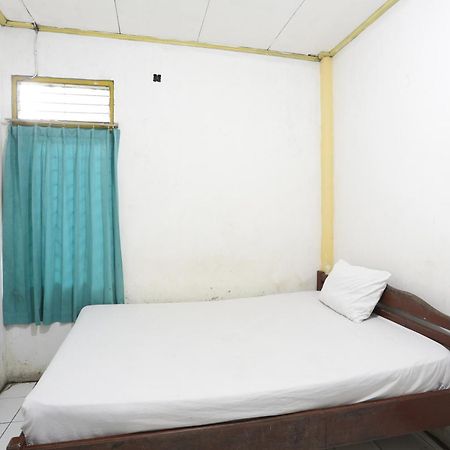 Oyo 93119 Guest House Leo Patra Muara Badak Ngoại thất bức ảnh