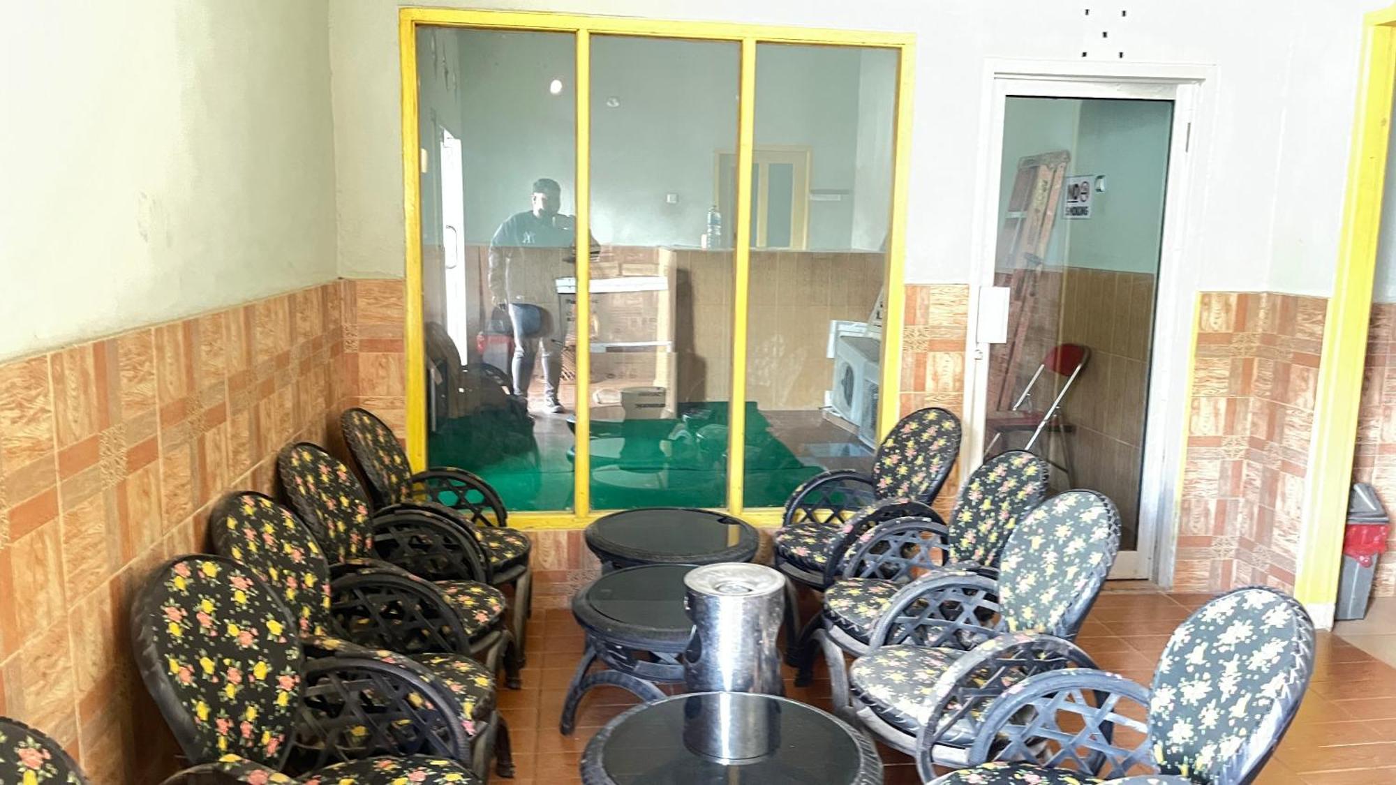 Oyo 93119 Guest House Leo Patra Muara Badak Ngoại thất bức ảnh